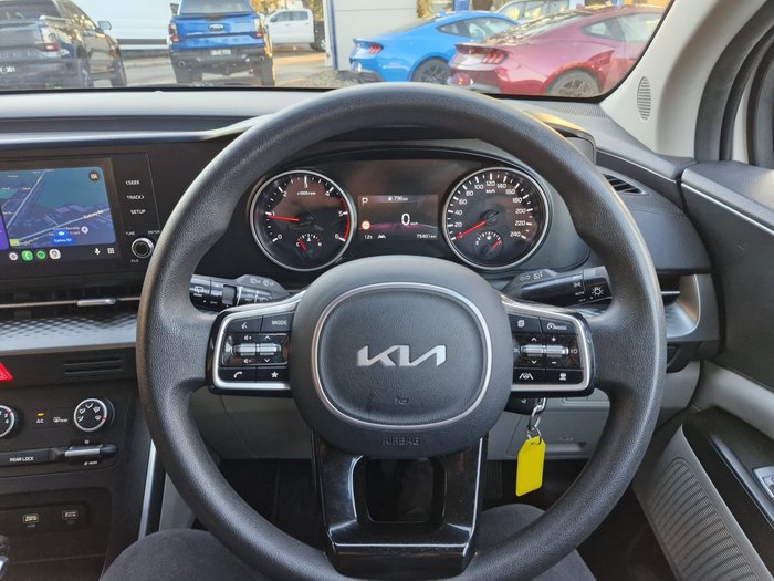 2022 KIA CARNIVAL 2022 KIA CARNIVAL S 8 SP AUTOMATIC 4D WAGON DT4  White