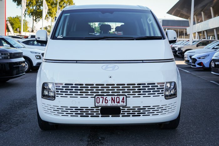 2025 Hyundai STARIA