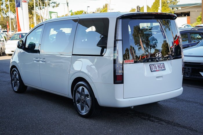 2025 Hyundai STARIA