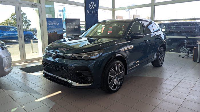 2025 VOLKSWAGEN Tiguan R-LINE