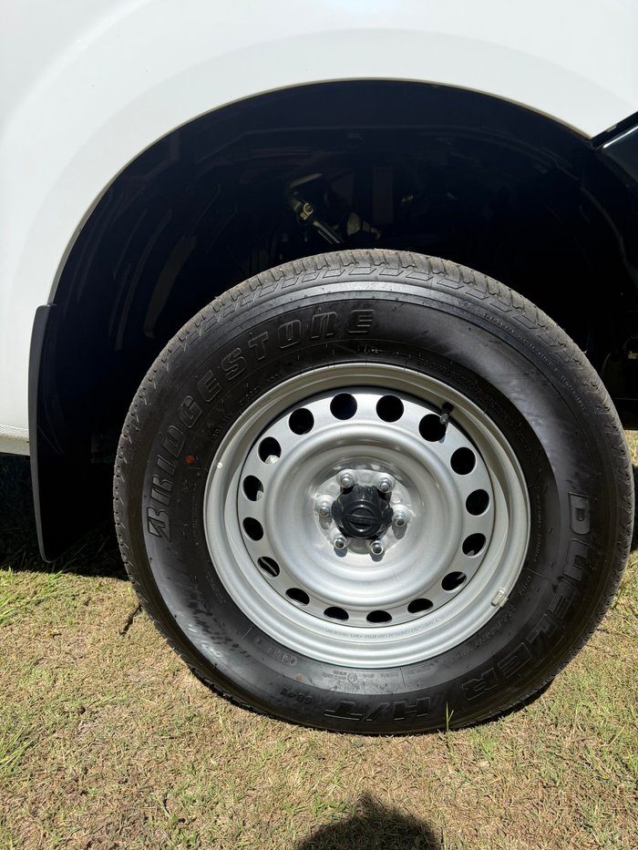 2024 NISSAN NP300 NAVARA SL