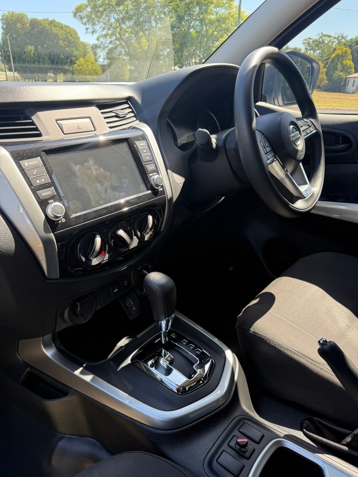 2024 NISSAN NP300 NAVARA SL