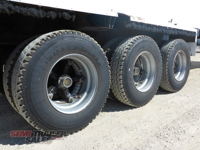 2001 Maxitrans Compactor Trailer