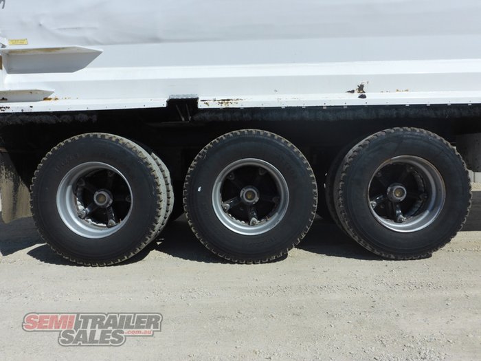 2001 Maxitrans Compactor Trailer