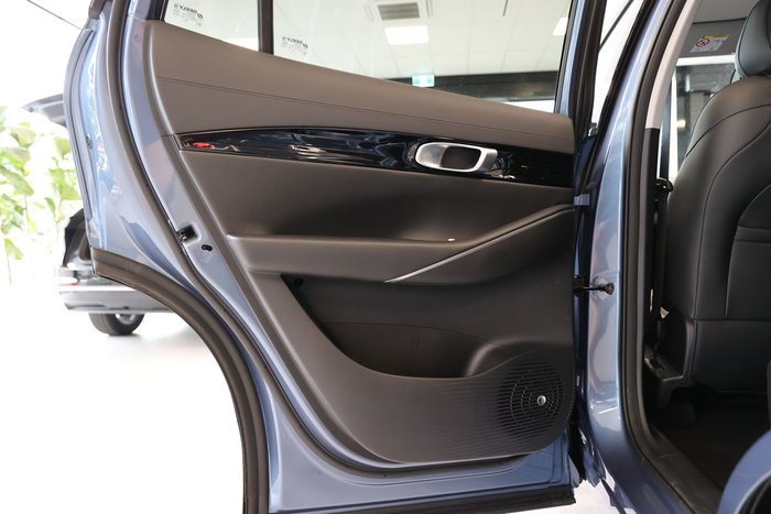 2026 Geely Starray Em-i