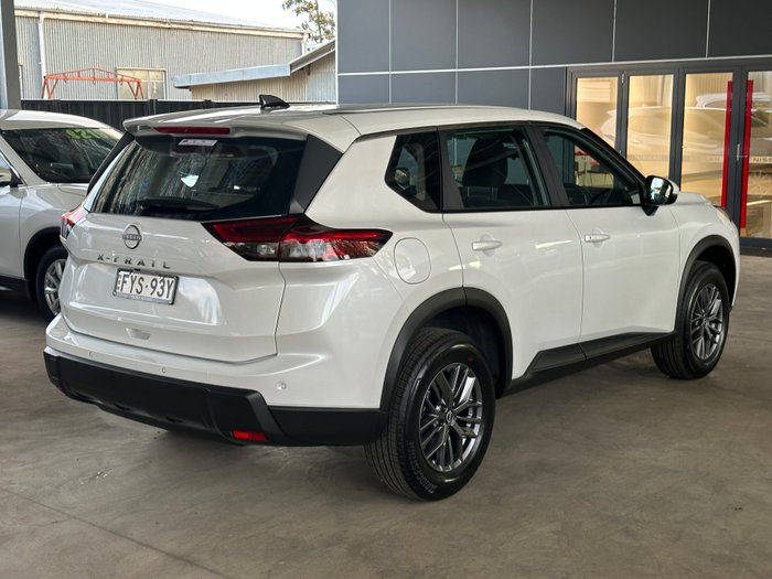 2026 NISSAN XTRAIL ST
