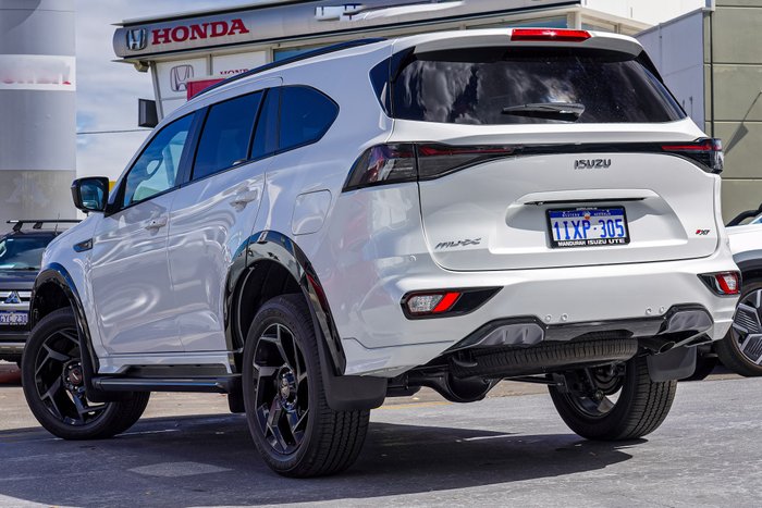 2026 Isuzu MU-X X-TERRAIN