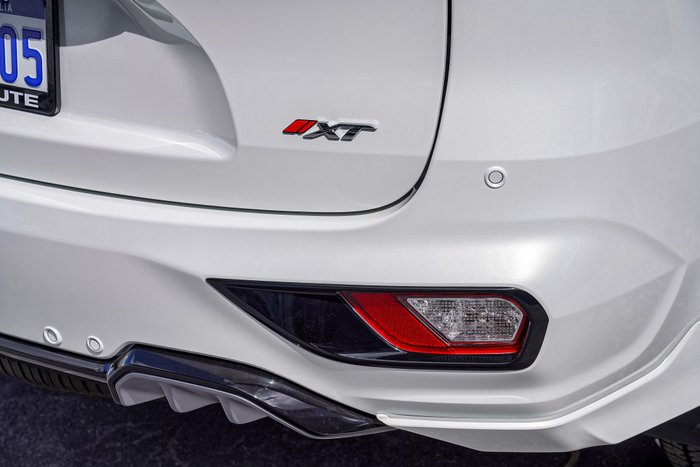 2026 Isuzu MU-X X-TERRAIN