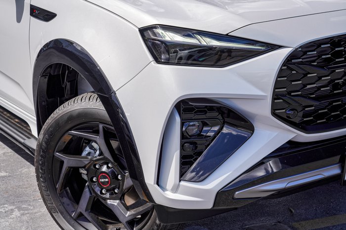 2026 Isuzu MU-X X-TERRAIN