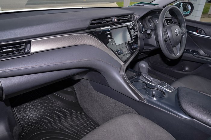 2020 Toyota Camry Ascent Sport