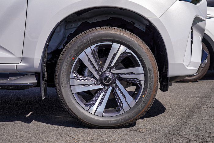 2026 Isuzu MU-X LS-T