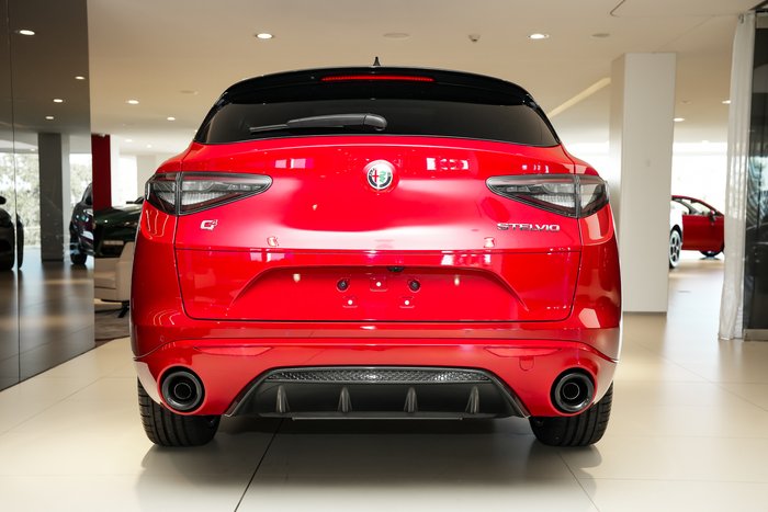 2025 Alfa Romeo Stelvio Tributo Italiano