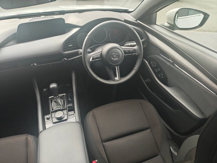 2025 MAZDA Mazda3 G20 EVOLVE