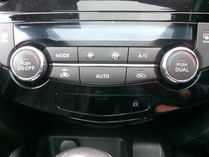 2015 NISSAN QASHQAI TL