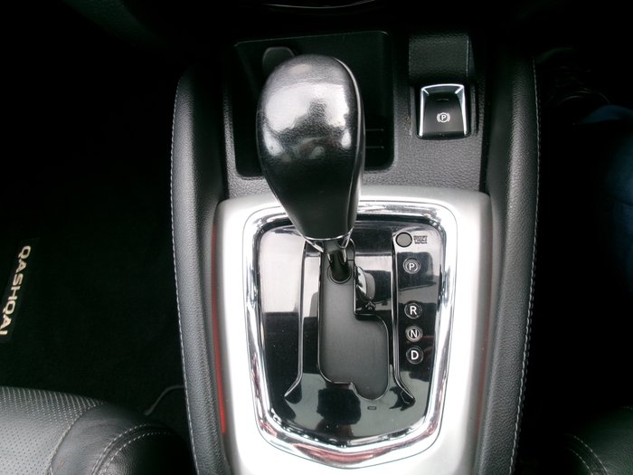 2015 NISSAN QASHQAI TL