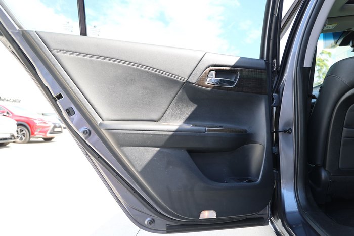 2013 HONDA ACCORD VTi-L