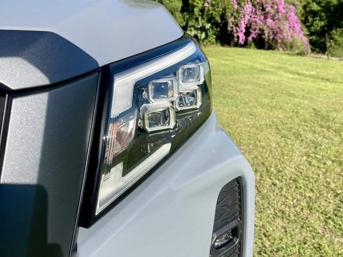 2025 NISSAN NP300 NAVARA PRO-4X