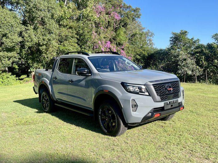2025 NISSAN NP300 NAVARA PRO-4X