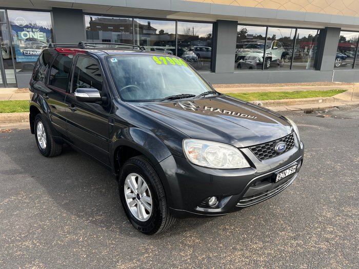 2010 FORD ESCAPE