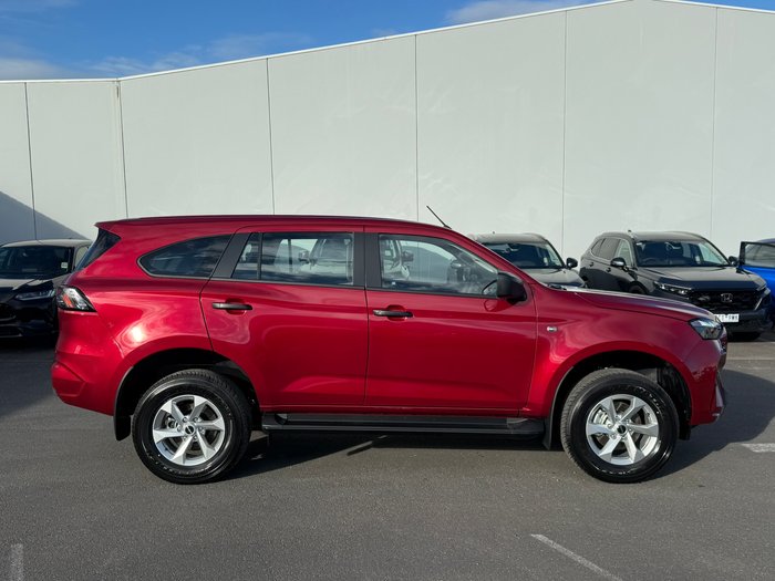 2025 Isuzu MU-X LS-M