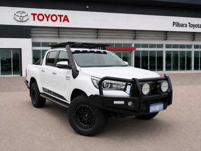2019 Toyota Hilux SR5
