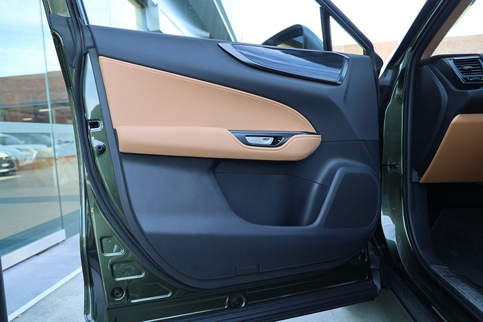 2025 Lexus NX450h+ NX450h+ Luxury 2.5L PHEV Auto CVT Wagon 2M00560 002