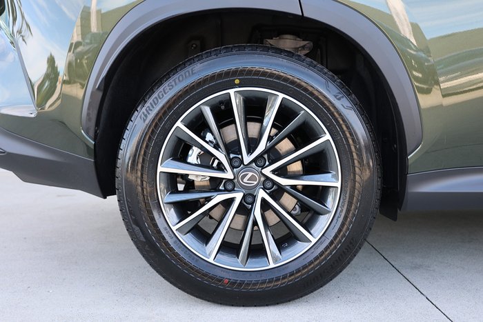 2025 Lexus NX450h+ NX450h+ Luxury 2.5L PHEV Auto CVT Wagon 2M00560 002