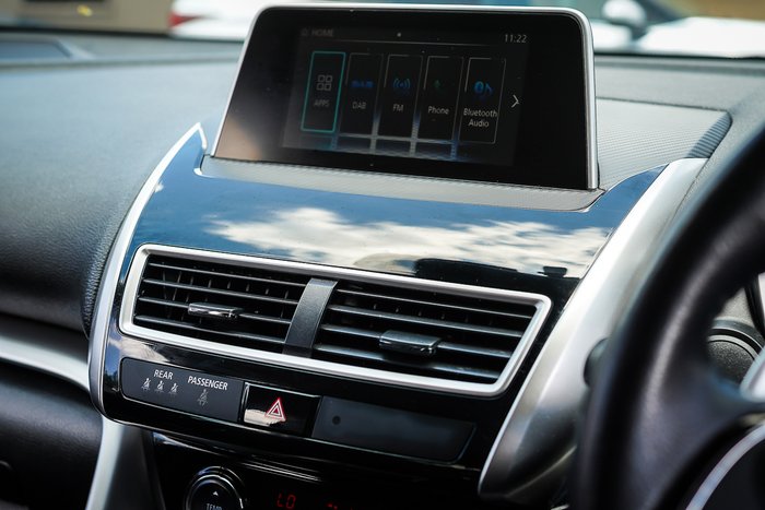 2019 MITSUBISHI ECLIPSE CROSS ES (2WD)