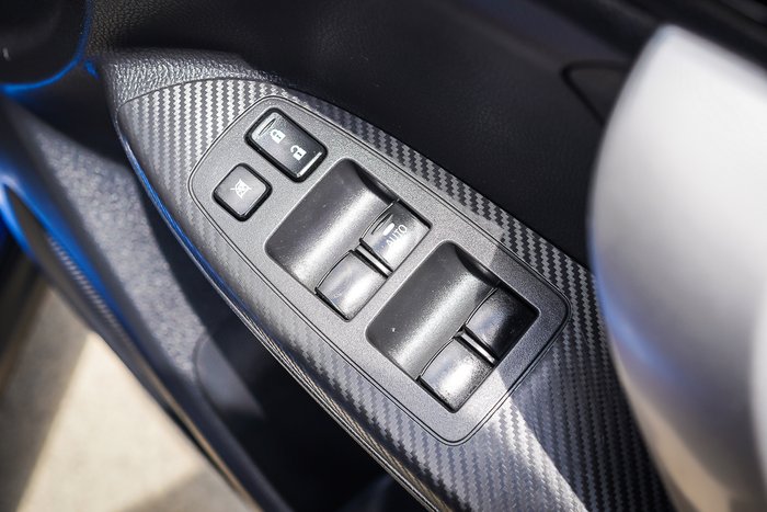 2019 MITSUBISHI ECLIPSE CROSS ES (2WD)