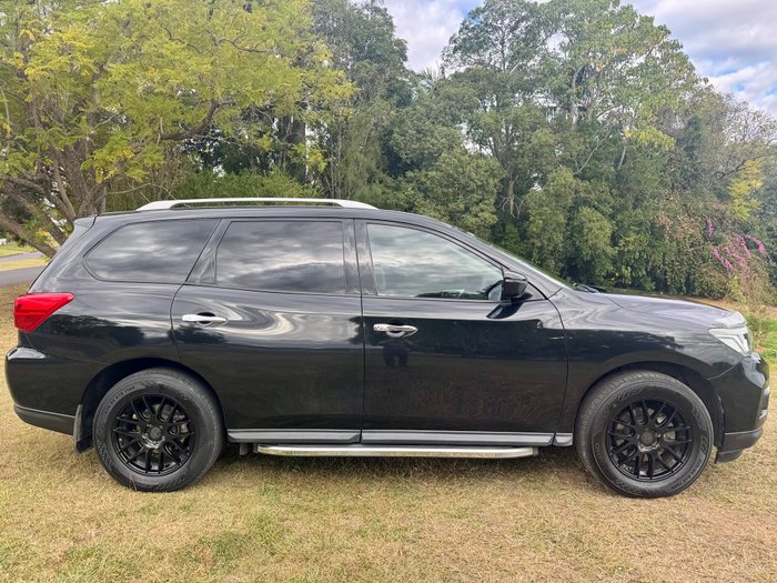 2017 NISSAN PATHFINDER