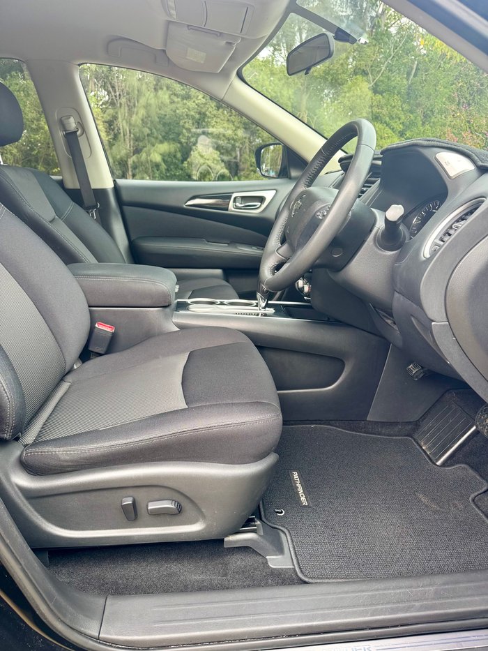 2017 NISSAN PATHFINDER ST