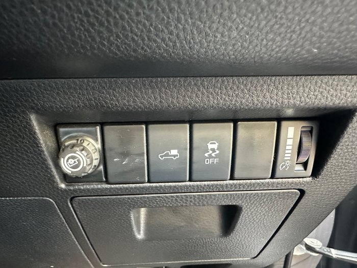 2023 Mazda BT-50 XTR