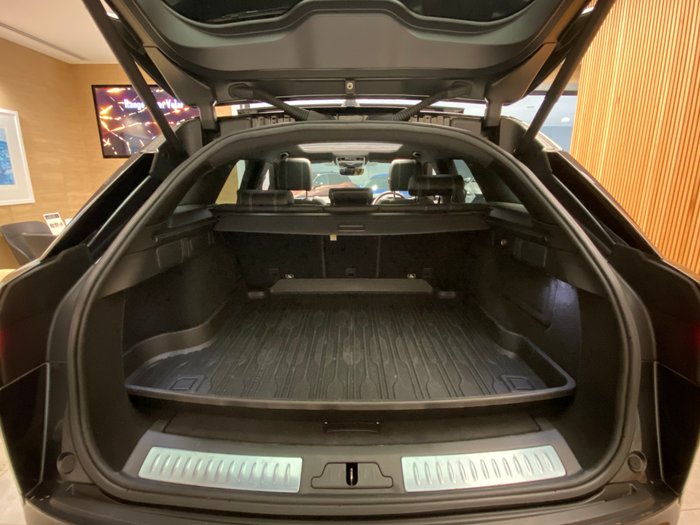 2020 LAND ROVER RANGE ROVER VELAR P250 R-DYNAMIC S (184kW)