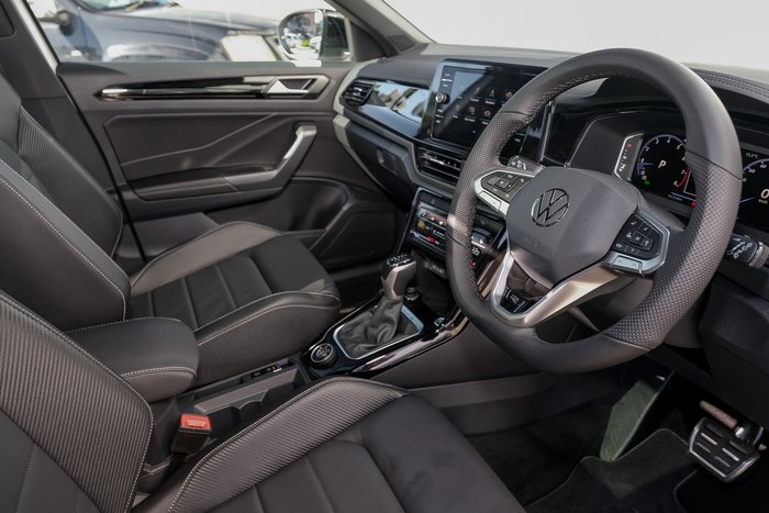 2025 Volkswagen T-Roc 140TSI R-Line