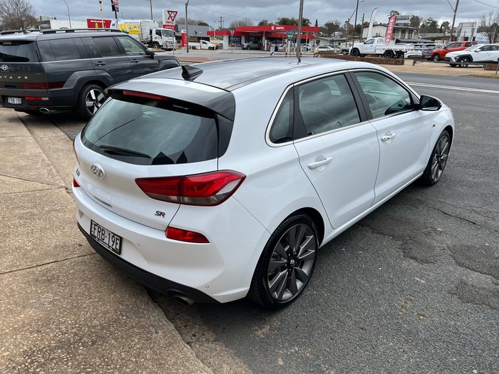 2017 HYUNDAI I30 SR PREMIUM