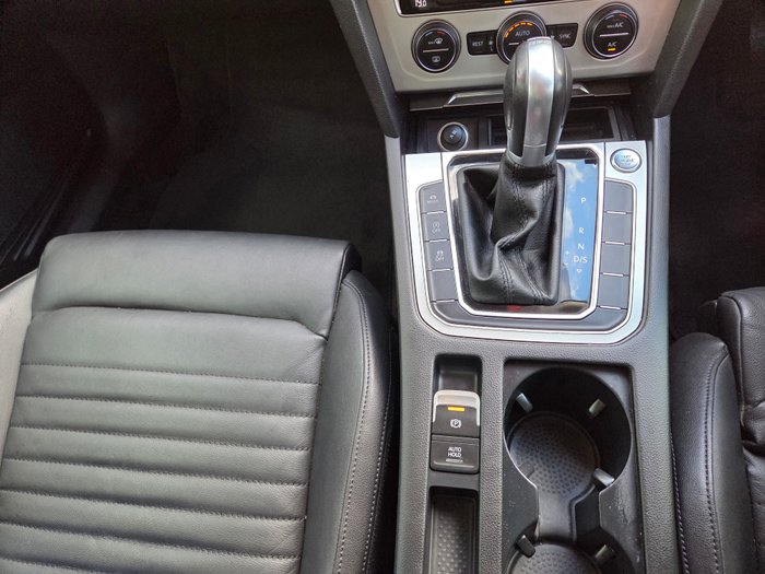 2016 Volkswagen Passat 132TSI Comfortline B8 MY17 WHITE