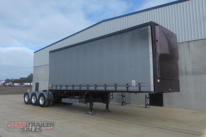 2007 Vawdrey 12 Pallet Curtainsider A Trailer