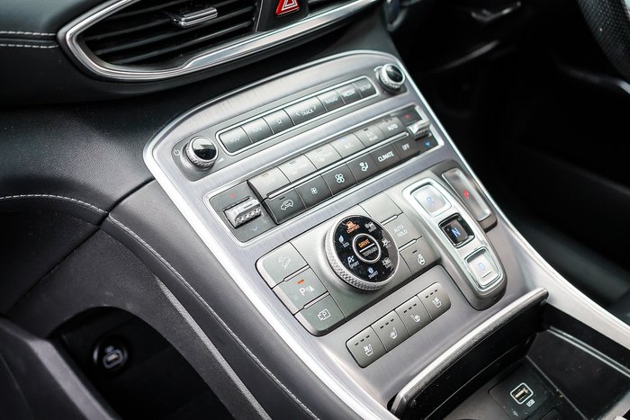 2020 HYUNDAI SANTA FE HIGHLANDER CRDi (AWD)