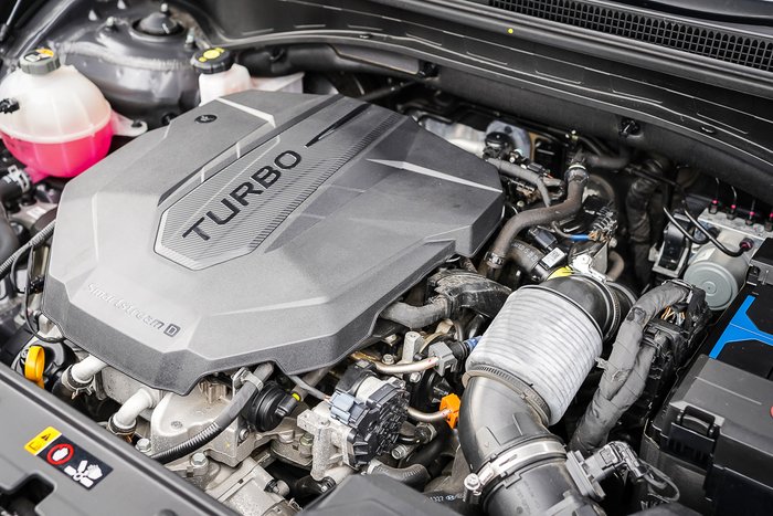 2020 HYUNDAI SANTA FE HIGHLANDER CRDi (AWD)