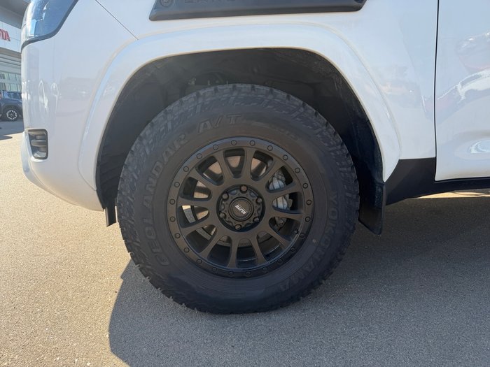 2023 Toyota LANDCRUISER GX White