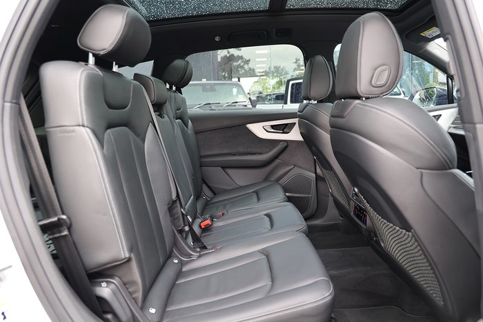 2023 Audi Q7 50 TDI S line