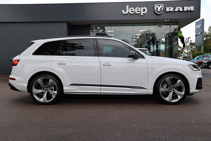 2023 Audi Q7 50 TDI S line