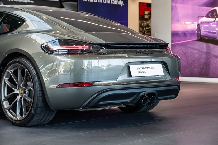 2024 Porsche 718 Cayman Style Edition