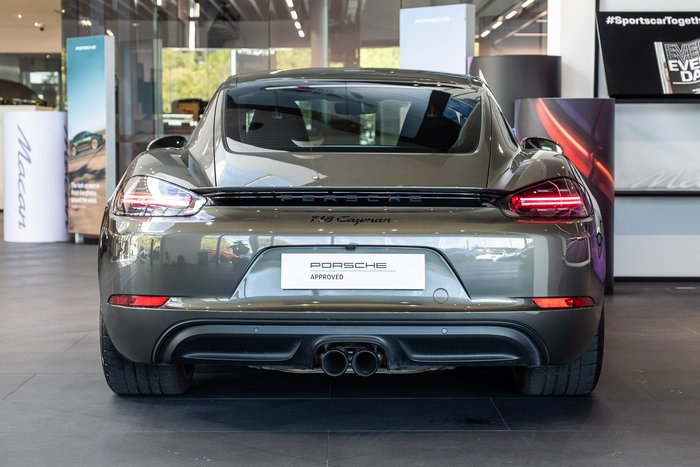 2024 Porsche 718 Cayman Style Edition