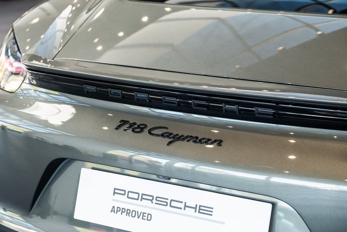 2024 Porsche 718 Cayman Style Edition