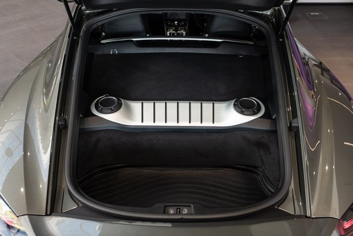 2024 Porsche 718 Cayman Style Edition