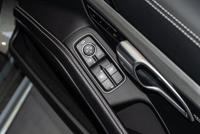 2024 Porsche 718 Cayman Style Edition