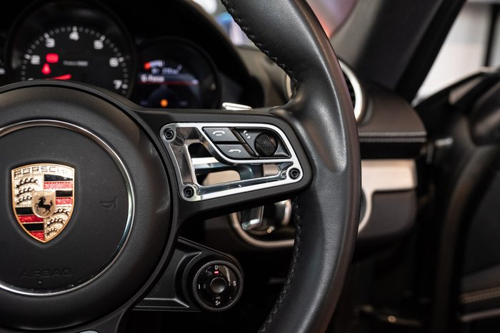 2024 Porsche 718 Cayman Style Edition