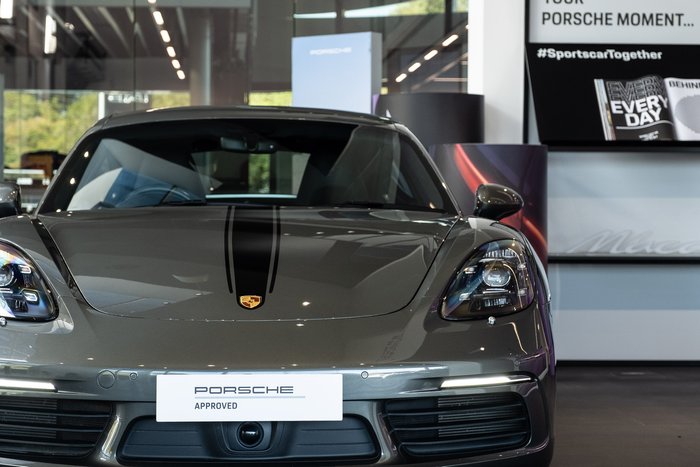 2024 Porsche 718 Cayman Style Edition