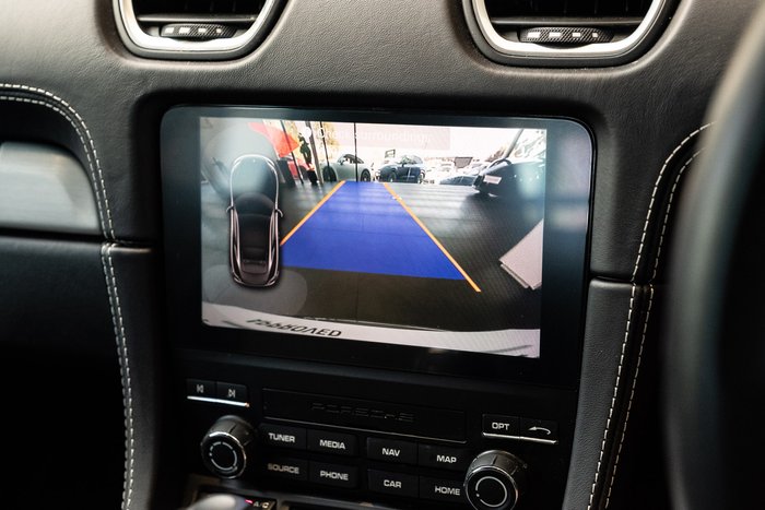 2024 Porsche 718 Cayman Style Edition